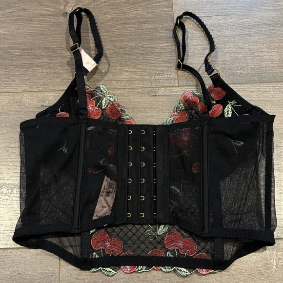 SOLD - Picture 3 of 5